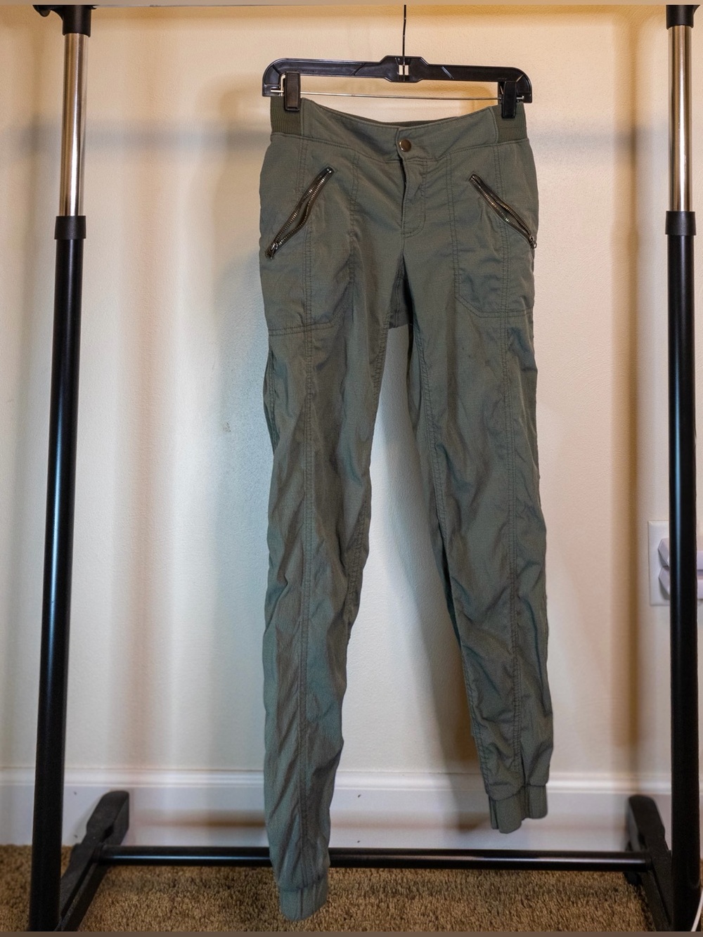 Athleta Pants Green Size 2